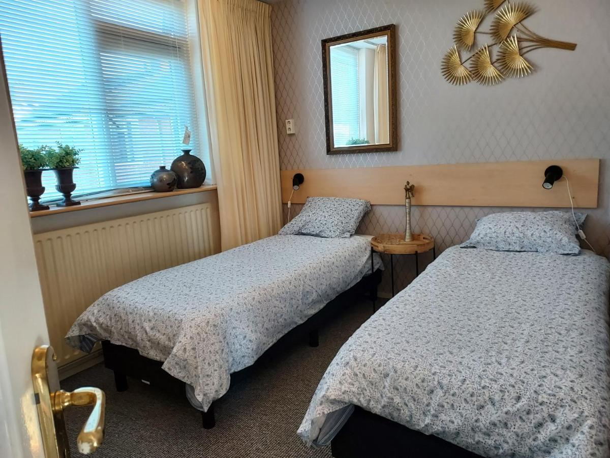 Familie Postma B&B Anjum Exteriör bild